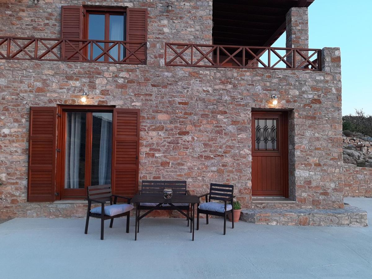 Villa Adeiata Adiata Esterno foto